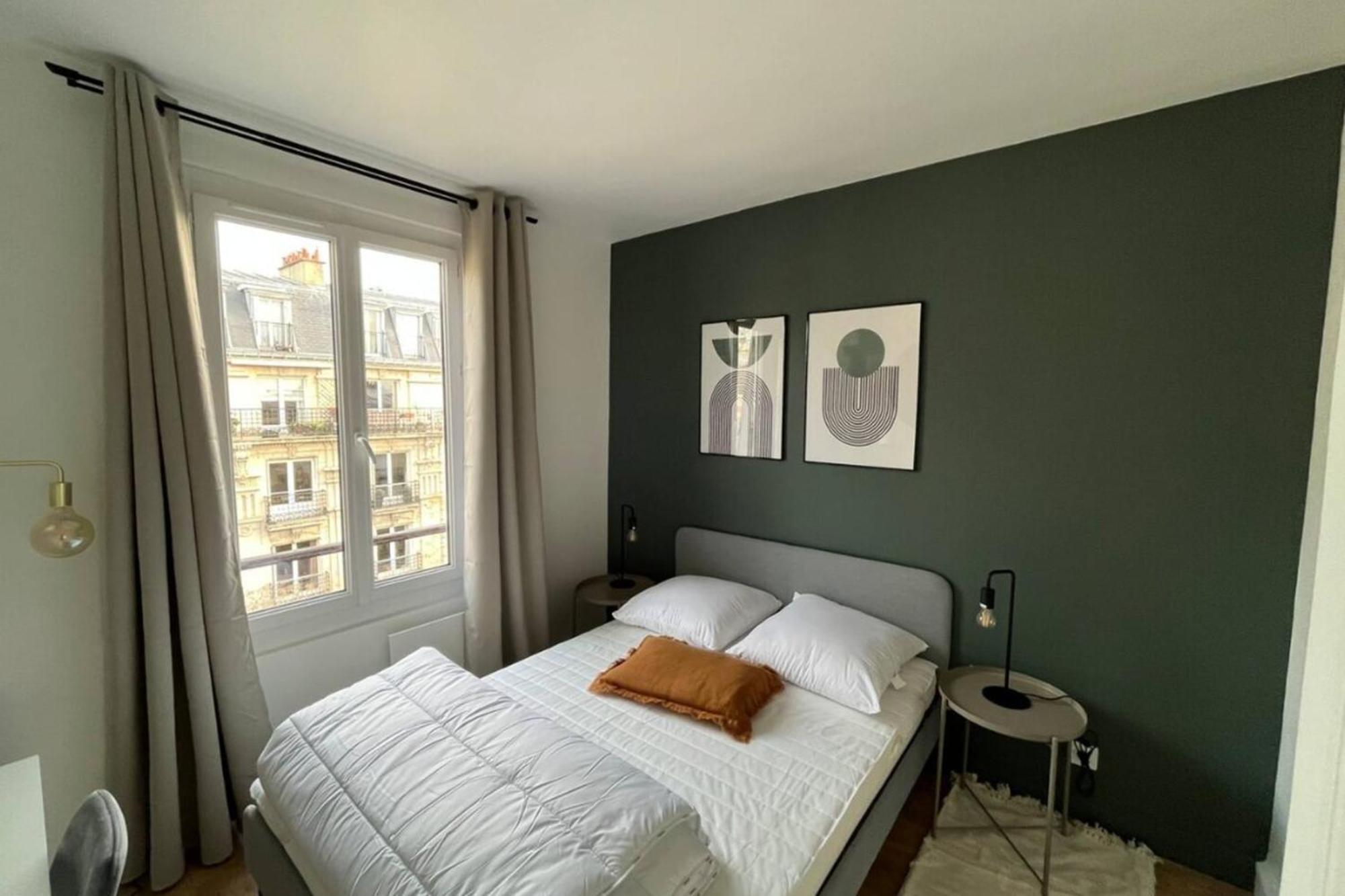 Flexliving - Superb Whole - Caulaincourt Parijs